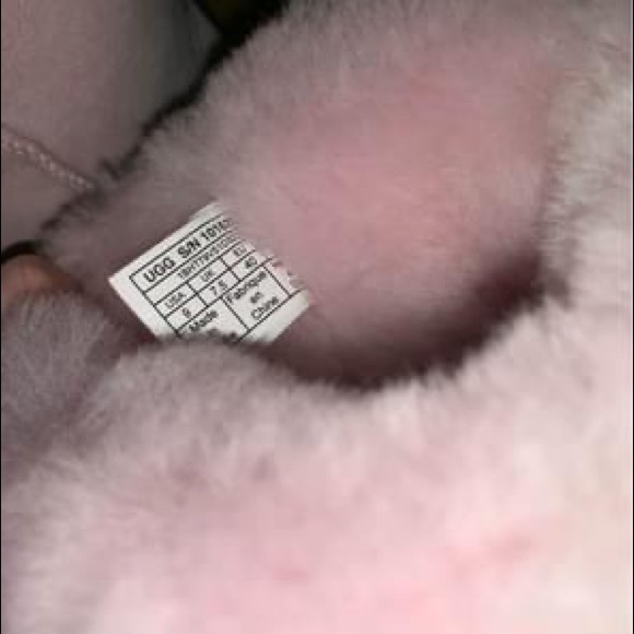 Ugg boots - Picture 4 of 4